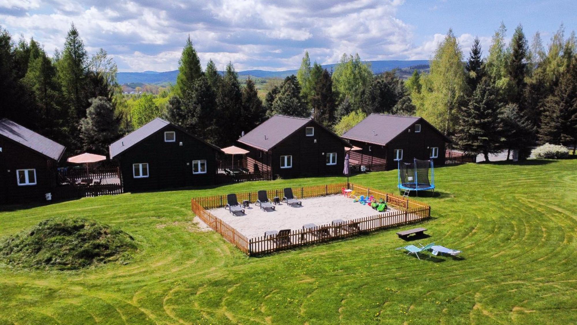 Stanica Pod Zadzierna Domki Caloroczne Lubawka Exterior foto